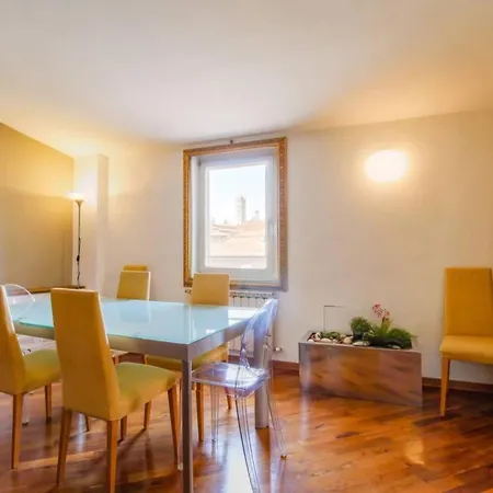 Palio Luxury Elegante Con Vista Apartment Siena