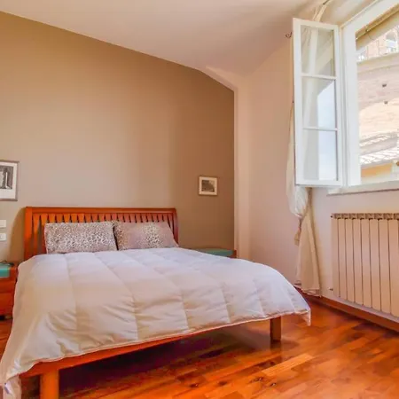 Palio Luxury Elegante Con Vista Apartment *